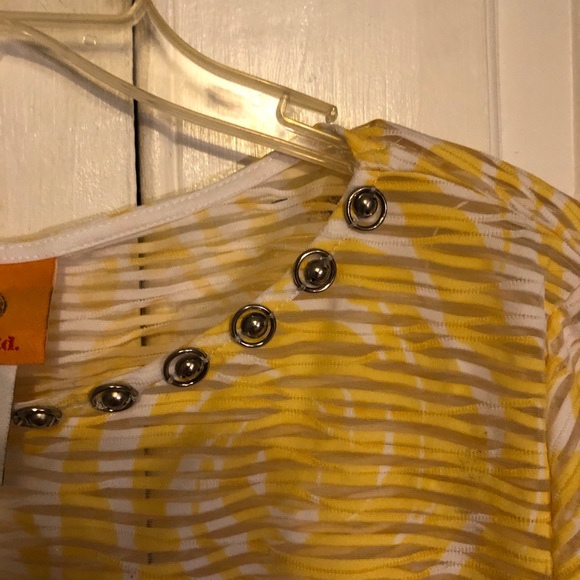 Sheer lemon and white patterned shirt. - Picture 11 of 12